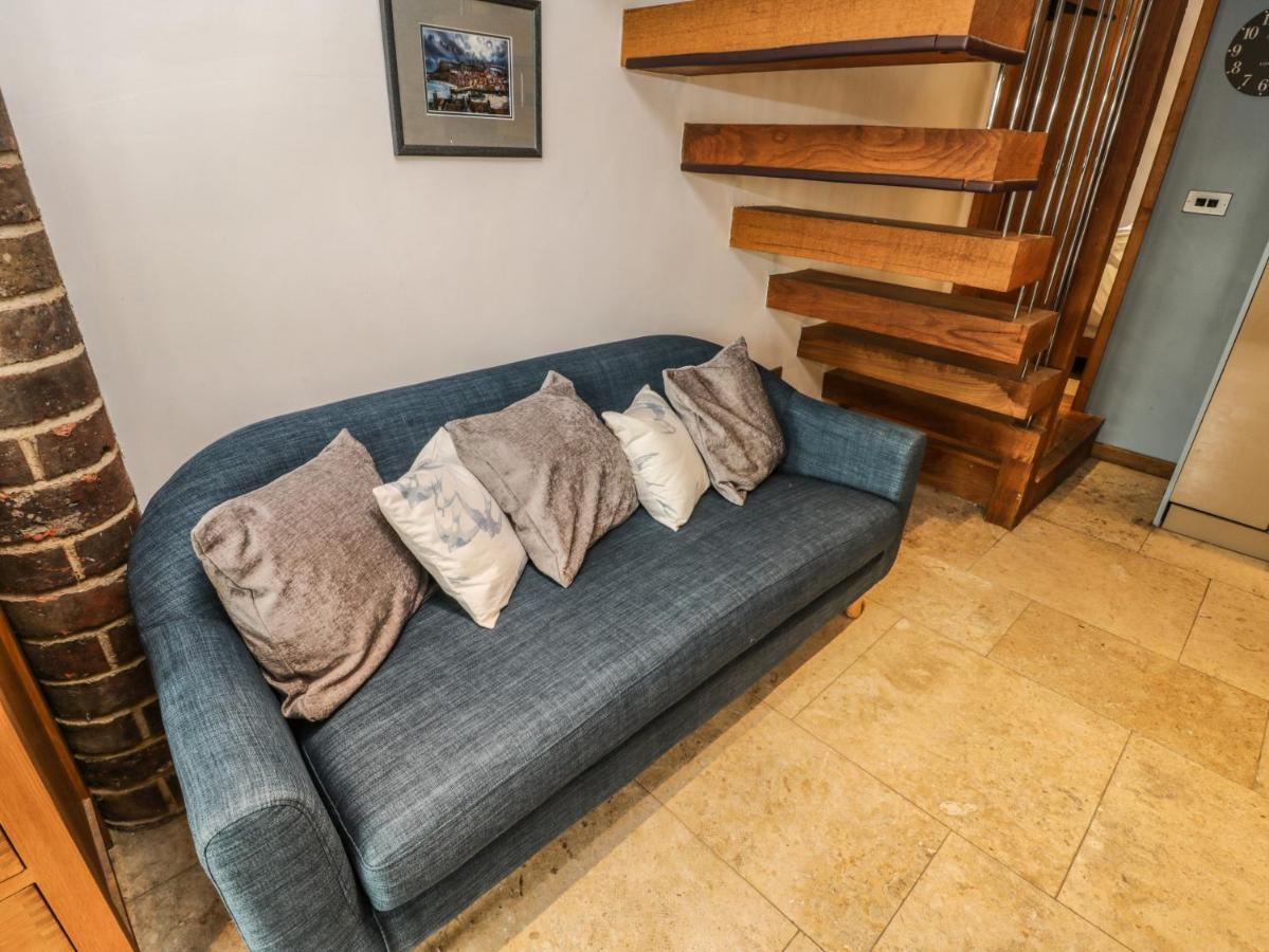Swallows Nest Уитби Экстерьер фото